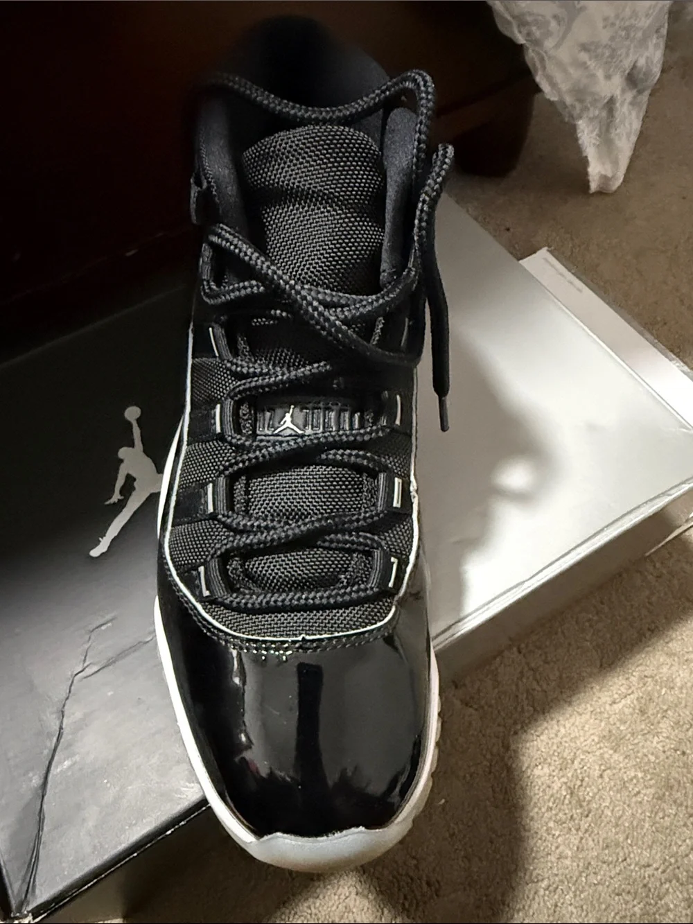 Air Jordan Retro 11 - Picture 7 of 15